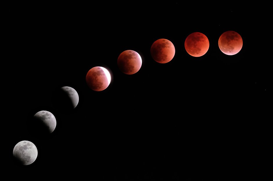 Photographer Captured The Rare “Super Blue Blood Moon” Pictures And They Look Incredible